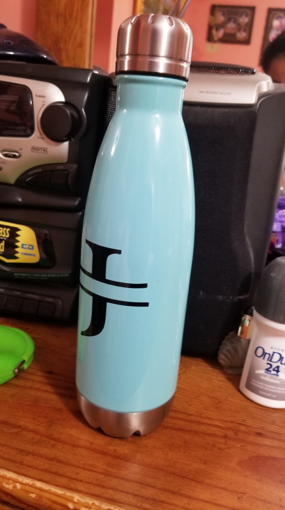 Photo description
My stainless steel water bottle. The top is a  stainless steel silver color and the bottle portion is in teil blue 
#summer #summeressentials #water #hydration  
